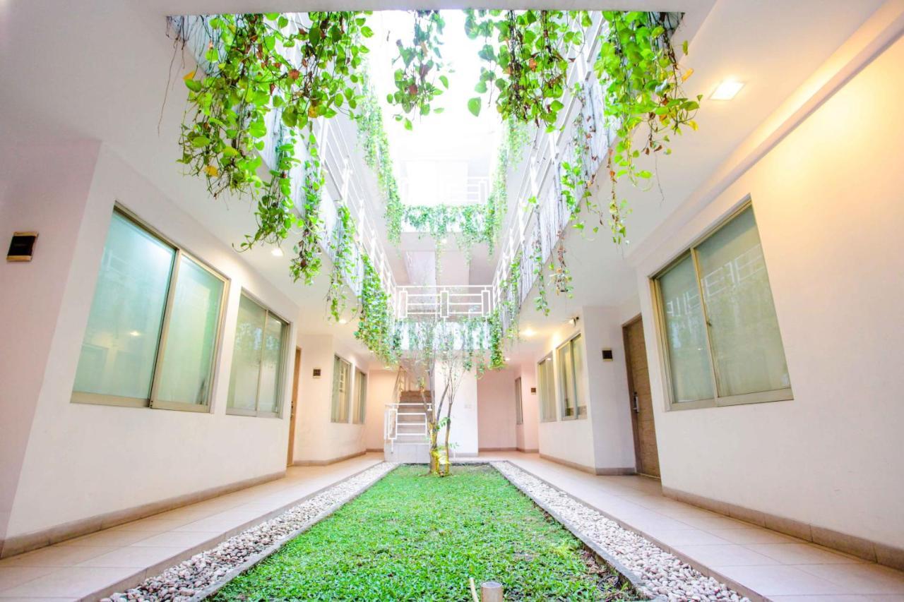 Legreen Suite Tondano Jakarta Exterior foto